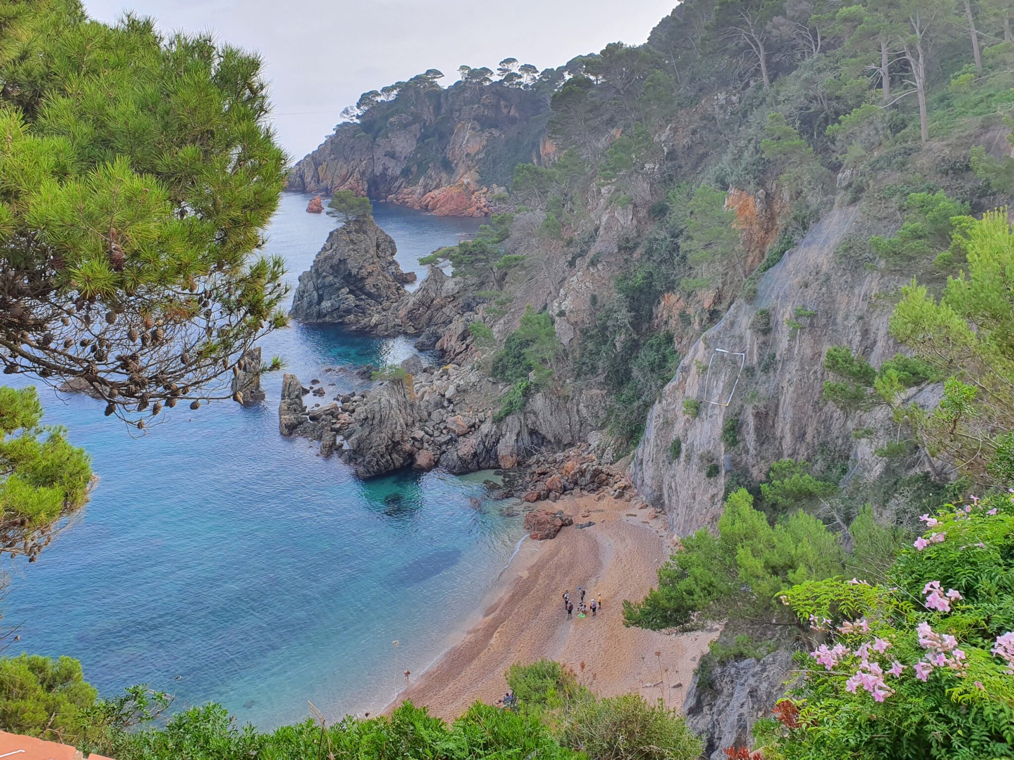 catalonia private beaches
